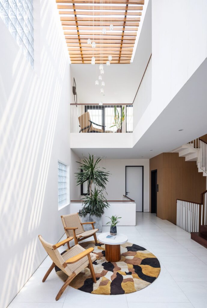 YV House