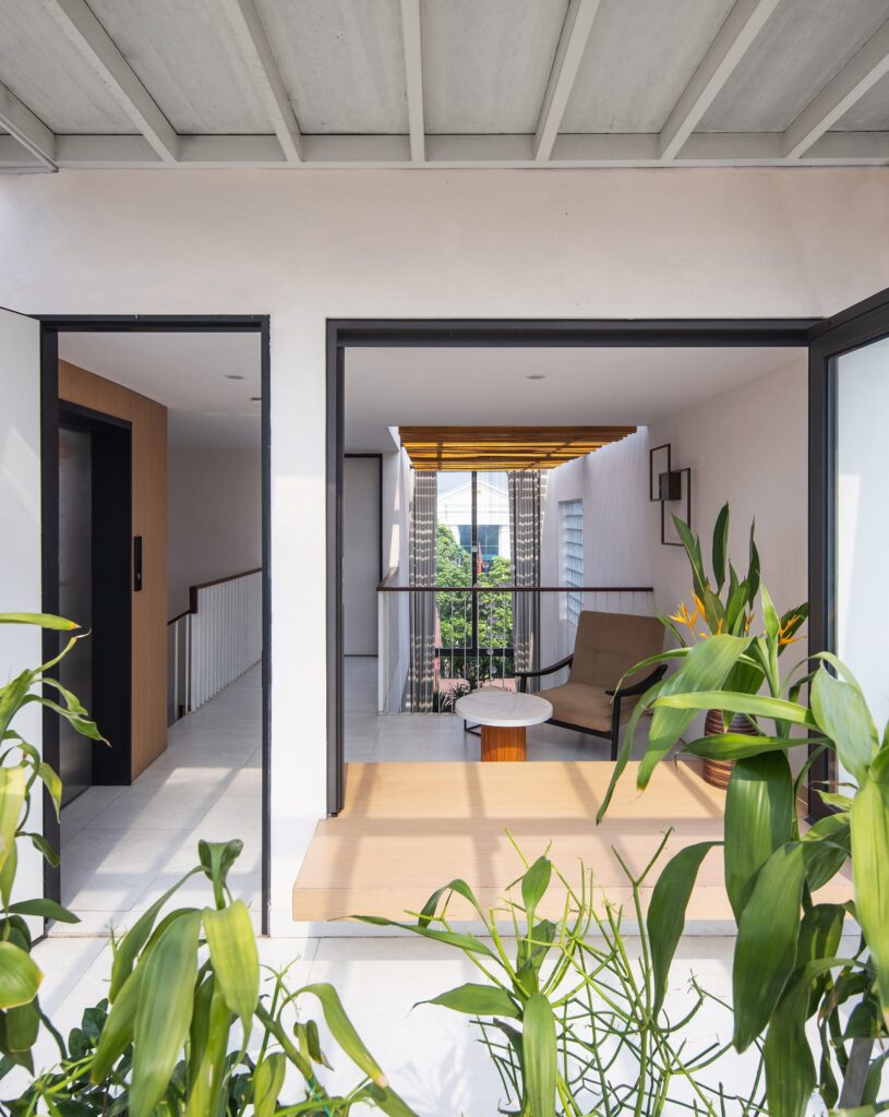 YV House