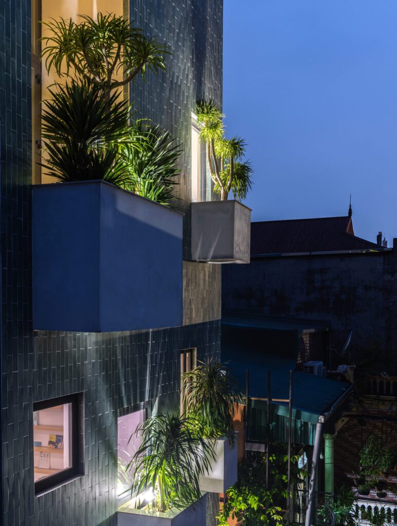 YV House